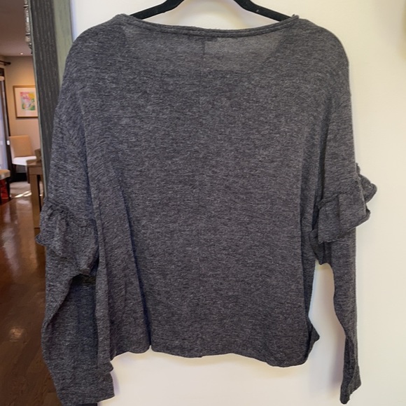 Zara Charcoal Knit long sleeve sweater with ruffle sleeve detail. Size L - Picture 2 of 3